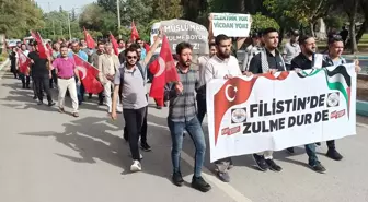 Osmaniye'de üniversite öğrencileri İsrail'in saldırılarını protesto etti
