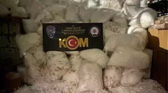 Adana'da 112 Milyon Gümrük Kaçağı Makaron ve 5 Milyon Sigara Ele Geçirildi