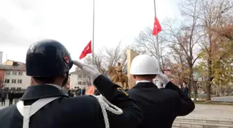 Büyük Önder Atatürk'ü anıyoruz