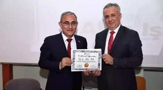 Kütahya Belediye Başkanı Akıllı Kentler Panelinde Konuştu