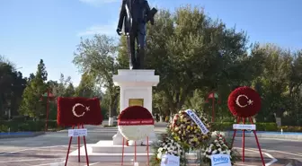 Atatürk'ün Türkmenistan'daki Anması