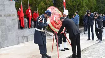 Büyük Önder Atatürk'ü anıyoruz