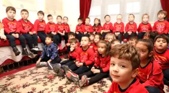 Edremit Belediyesi Atatürk Kültür Evi Ziyaretçi Akınına Uğruyor