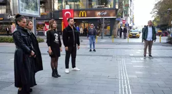 Kocaeli'de Mustafa Kemal Atatürk'ün 85. ölüm yıl dönümünde siren sesiyle saygı duruşu