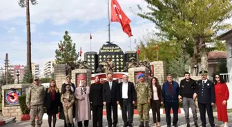 Siirt'te helikopter kazasında şehit olan 17 Mehmetçik için mevlit okutuldu
