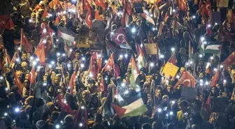 Başkentte İsrail'in saldırılarına tepki yürüyüşü düzenlendi