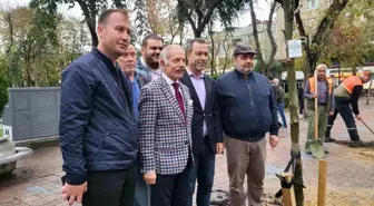 Bayrampaşa Belediyesi 2023 fidanını toprakla buluşturuyor