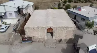 Diyarbakır'da 700 yıldır ayakta kalan han turizme kazandırılmayı bekliyor