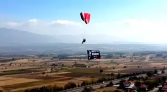 Duyduğu özlemi göklere taşıdı