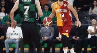 Darüşşafaka Lassa, Galatasaray Ekmas'ı 75-72 yenerek galip geldi