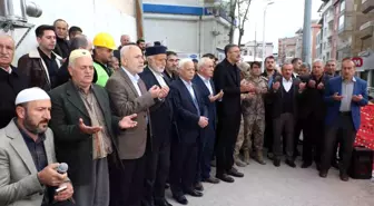 Hakkari'de Hacı Sait Camisi'nin temeli dualarla atıldı