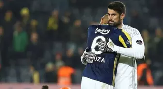 Volkan Demirel ile fotoğrafını koyup 2 kelimelik not düşen Josef de Souza'dan G.Saraylıları çıldırtacak hareket