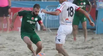 Ercişspor, TFF Plaj Futbolu Ligi Süper Finalleri'nde şampiyon oldu