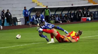 Erzurumspor FK, Göztepe'yi 3-2 Yendi