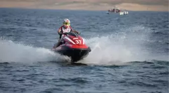 Türkiye Su Jeti ve Flyboard Şampiyonası ve Türkiye Motosurf Şampiyonası Hasankeyf'te Gerçekleşti