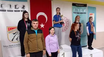 Düzceli Sporcular Sakarya'da Atıcılık Yarışmasında Dereceye Girdi