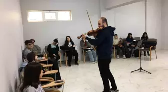 Adıyaman Belediyesi Öğrencilere Konservatuar Eğitimi Veriyor