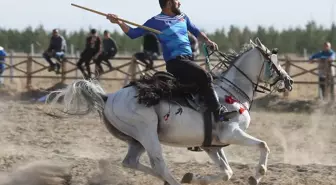 Kars'ta cirit dostluk maçlarıyla yaşatılıyor