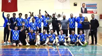 Yunusemre Belediyespor Erkek Hentbol Takımı Burdur Gençlikspor'u Yendi