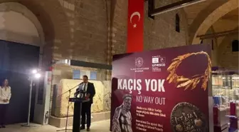 ANKARA-İadesi sağlanan Herakles heykeli ve Altın taç, 'Kaçış Yok' sergisinde