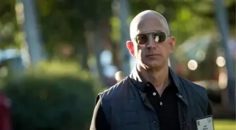 Jeff Bezos'un Avrupa'daki Yelkenli Yatı Tartışma Yarattı