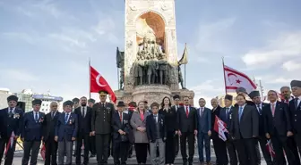 KKTC'nin 40. kuruluş yıl dönümü Taksim Meydanı'nda kutlandı