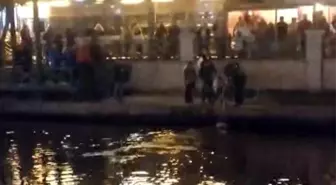 Eskişehir'de Porsuk Çayı'na düşen kadın can simidiyle kurtarıldı