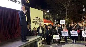 Avcılar Belediyesi'nin düzenlediği Anayasa Nöbeti programı son gününde yoğun ilgi gördü