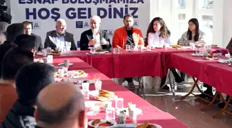 Isparta Belediye Başkanı Şükrü Başdeğirmen, Şehir Hastanesi Karşısındaki Esnaflarla Buluştu