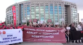 CHP İstanbul İl Başkanlığı Adalet ve Demokrasi Nöbetine Devam Ediyor