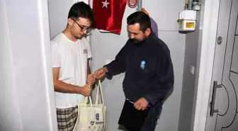 Eyüpsultan Belediyesi Üniversite Öğrencilerine Gıda Destek Paketleri Sunuyor