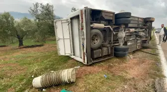 Osmaniye'de İşçi Servisi Devrildi: 2 Yaralı