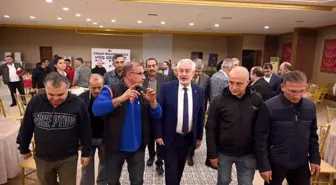 Isparta Belediye Başkanı Şükrü Başdeğirmen, Gül Küçük Sanayi Sitesi Esnafıyla Buluştu