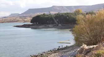 Ürgüp'teki Damsa Sulama Göleti'nde Dip Temizliği Çalışmaları Başladı