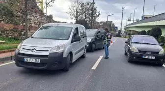 Fatih'te Yaya Geçidi Denetimi: 3 Sürücüye Cezai İşlem Uygulandı