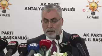 Bakan Işıkhan: ' Gazzelilerin yalnız olmadığını dünyaya ilan etmeye devam edeceğiz'