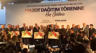 Bakan Şimşek, Gaziantep'te çiftçilere mazot ve sertifikalı tohum dağıttı