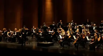 Avusturyalı klarnet sanatçısı ve şef Andreas Ottensamer, İstanbul'da konser verdi