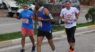 4. İnebolu İstiklal Yolu Şerife Bacı Yarı Maratonu yapıldı