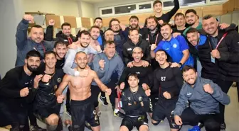 Nilüfer Belediye FSK, Karasuspor'u 4-0 yenerek liderliğini sürdürdü