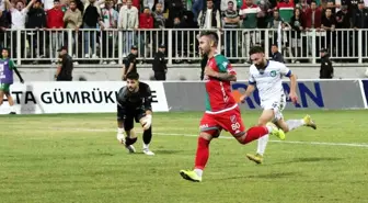 Karşıyaka, Kelkit Hürriyet'i 2-0 mağlup etti