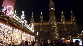 Albüm: Avrupa Ülkelerinde Erken Noel Kutlamaları Başladı