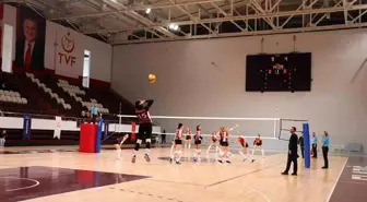 KFC Kadınlar Voleybol 1. Lig B Grubunda 8. hafta maçları oynandı