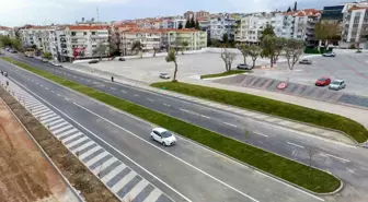 Buca Belediyesi Yol ve Kaldırım Çalışmalarını Sürdürüyor