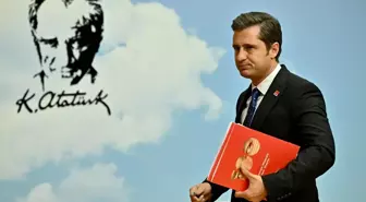 CHP Genel Başkanı Özel, eski CHP Genel Başkanı Çetin ile bir araya geldi