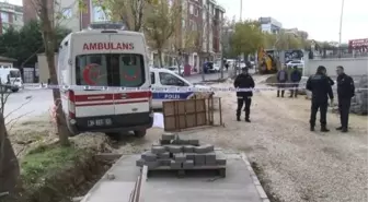Büyükçekmece'de İş Makinası Kazası: Bir Kişi Hayatını Kaybetti