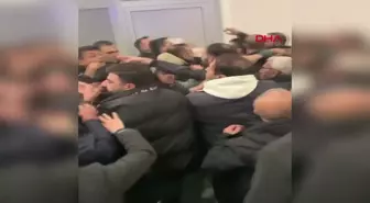 Diyarbakır Havalimanı'nda Umre Dönüşü Arbede: 1 Yaralı