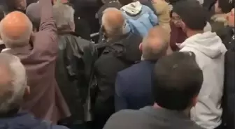 Diyarbakır'da havalimanında umre dönüşü ortalık karıştı 