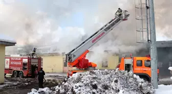 Erzurum'da TCDD'ye ait depoda yangın çıktı