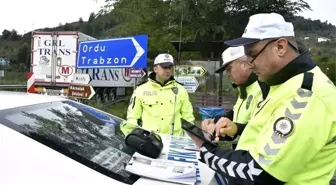 Ordu'da yapılan trafik denetimlerinde 11 bin 520 araç kontrol edildi